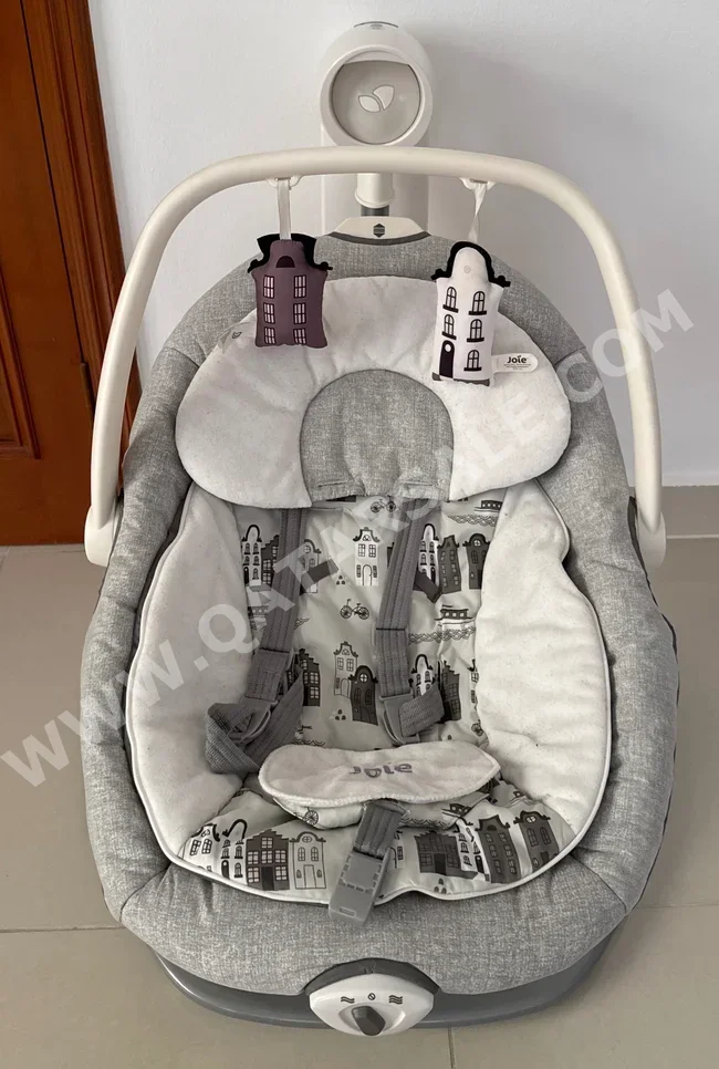 Baby seat / Bouncers and Swings