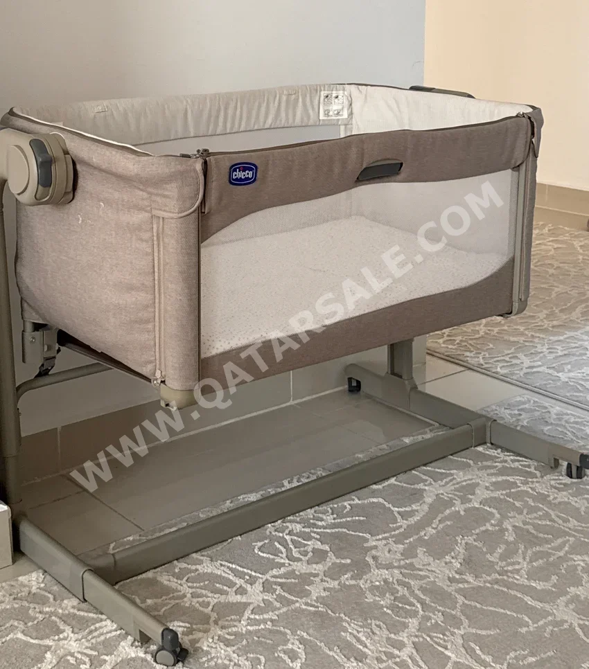Kids Beds - Baby Crib  - Gray