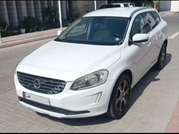 Volvo  XC  60  2014  Automatic  107,000 Km  6 Cylinder  All Wheel Drive (AWD)  SUV  White