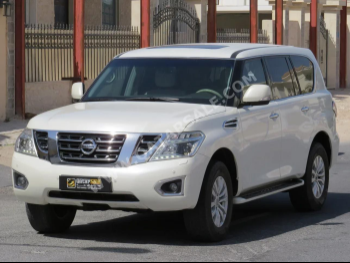 Nissan  Patrol  SE  2017  Automatic  252,000 Km  6 Cylinder  Four Wheel Drive (4WD)  SUV  White