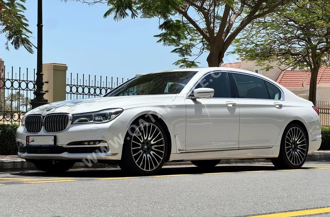 بي ام دبليو  الفئة - السابعة  750 Li  2016  اوتوماتيك  87,000 كم  8 سلندر  دفع كلي مستمر  سيدان  أبيض
