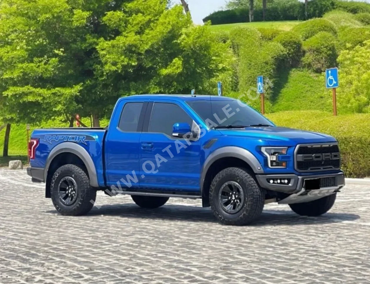 Ford  Raptor  2018  Automatic  137,000 Km  6 Cylinder  Four Wheel Drive (4WD)  Pick Up  Blue  With Warranty