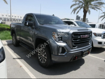 GMC  Sierra  AT4  2021  Automatic  21,000 Km  8 Cylinder  Four Wheel Drive (4WD)  Pick Up  Gray  With Warranty