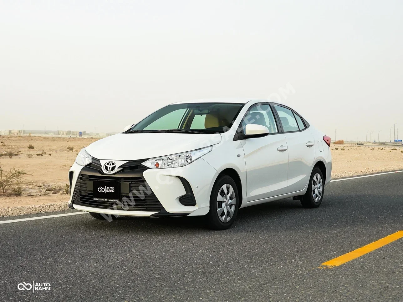 Toyota  Yaris  2022  Automatic  58,000 Km  4 Cylinder  Front Wheel Drive (FWD)  Sedan  White