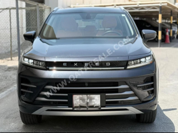 Exeed  LX  2023  Automatic  34,715 Km  4 Cylinder  Front Wheel Drive (FWD)  SUV  Gray  With Warranty