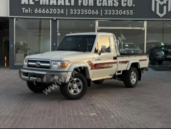 Toyota  Land Cruiser  LX  2022  Manual  36,000 Km  6 Cylinder  Four Wheel Drive (4WD)  Pick Up  White