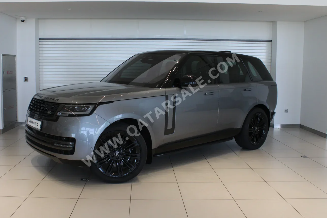 Land Rover  Range Rover  Vogue HSE  2023  Automatic  20,993 Km  8 Cylinder  Four Wheel Drive (4WD)  SUV  Gray  With Warranty