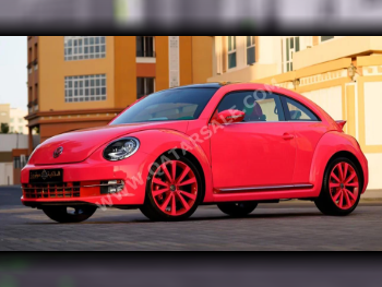 Volkswagen  Beetle  2016  Automatic  300 Km  4 Cylinder  Rear Wheel Drive (RWD)  Hatchback  Rose