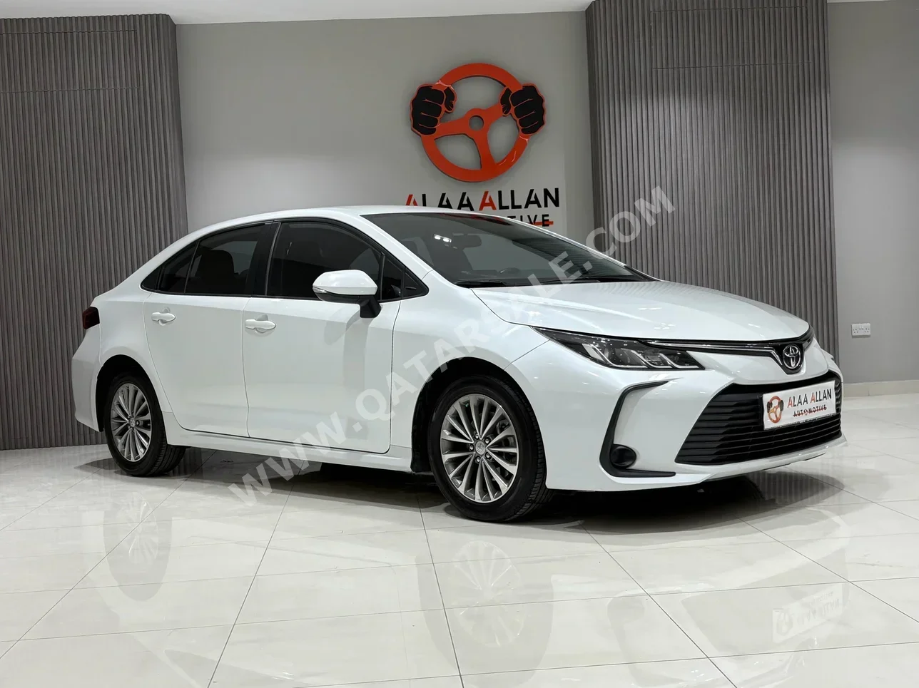 Toyota  Corolla  2022  Automatic  136,000 Km  4 Cylinder  Front Wheel Drive (FWD)  Sedan  White