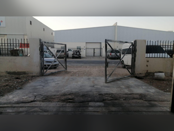 مخازن و مستودعات - الوكرة  - بركة العوامر  -المساحة: 1000 متر مربع