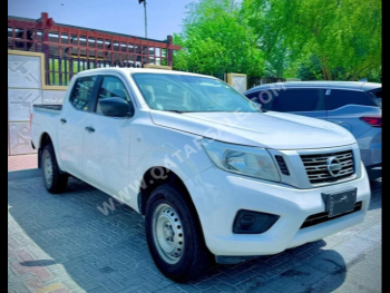 Nissan  Navara  2019  Manual  250,000 Km  4 Cylinder  Rear Wheel Drive (RWD)  Pick Up  White