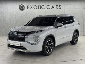 ميتسوبيشي  أوت لاندر  لمتد ايدشن  2023  اوتوماتيك  25,500 كم  4 سلندر  دفع رباعي  اس يو في  أبيض  تحت الضمان