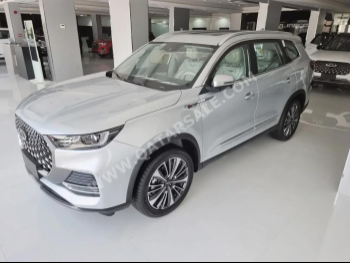 Chery  8 Pro Max  4 Cylinder  2x4  Silver  2025