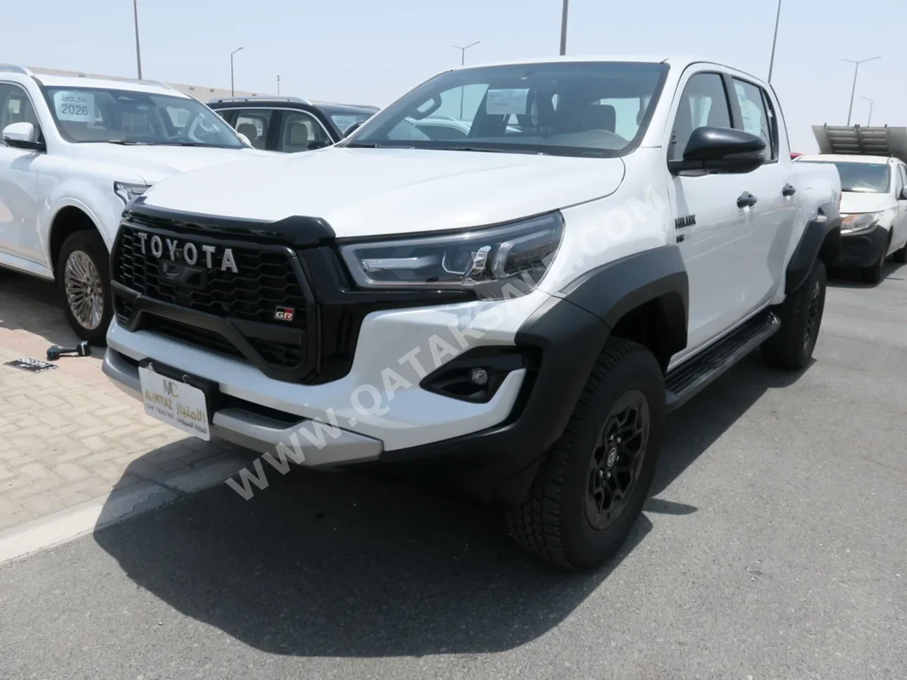 Toyota  Hilux  GR Sport  2024  Automatic  0 Km  6 Cylinder  Four Wheel Drive (4WD)  Pick Up  White  With Warranty