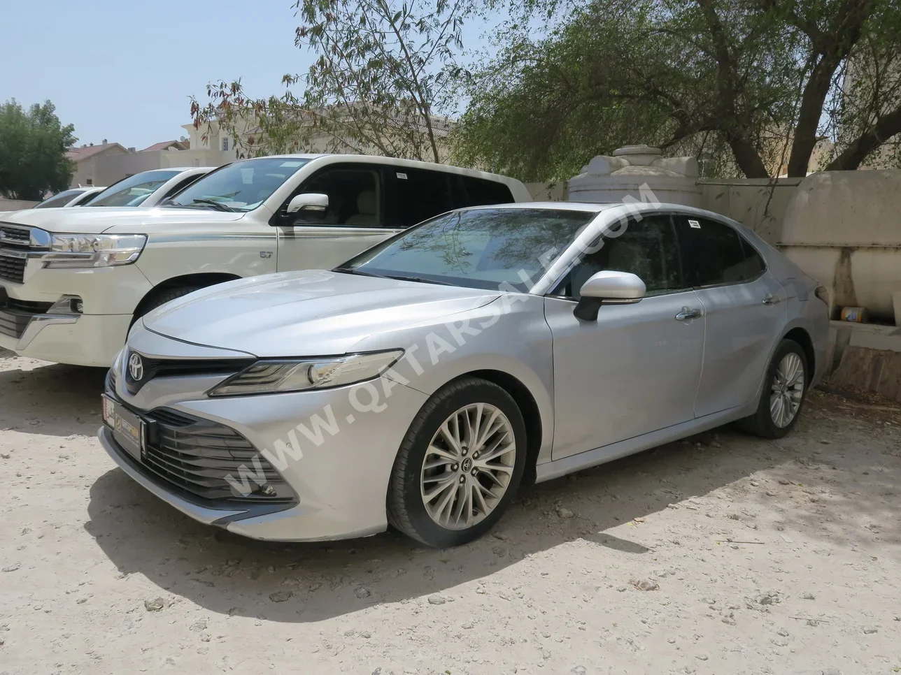 Toyota  Camry  Limited  2019  Automatic  122,000 Km  6 Cylinder  Front Wheel Drive (FWD)  Sedan  Silver