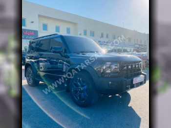 Jetour  T2  Luxury  2025  Automatic  13,000 Km  4 Cylinder  Four Wheel Drive (4WD)  SUV  Black  With Warranty
