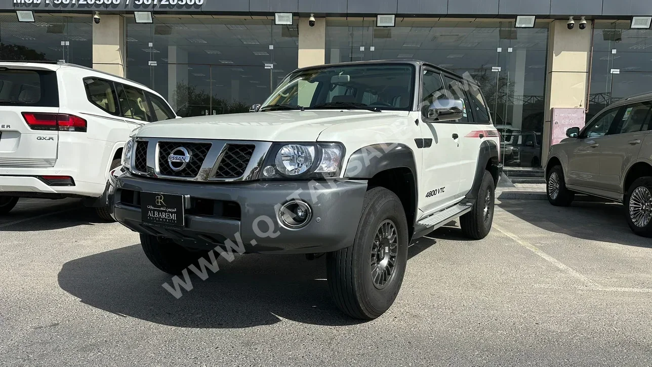 Nissan  Patrol  Super Safari  2024  Manual  10,000 Km  6 Cylinder  Four Wheel Drive (4WD)  SUV  White  With Warranty