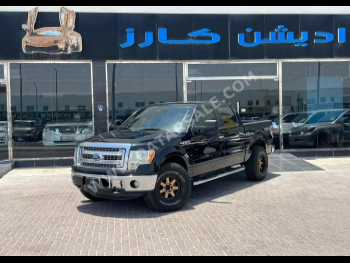 Ford  F  150  2014  Automatic  264,000 Km  8 Cylinder  Four Wheel Drive (4WD)  Pick Up  Black