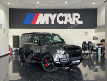 Land Rover  Defender  110 X  2024  Automatic  9,000 Km  6 Cylinder  Four Wheel Drive (4WD)  SUV  Black  With Warranty