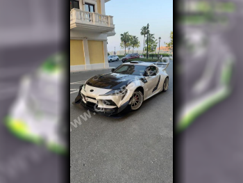Toyota  Supra  GR  2020  Automatic  40,000 Km  6 Cylinder  Rear Wheel Drive (RWD)  Coupe / Sport  White