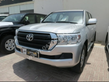 Toyota  Land Cruiser  G  2021  Automatic  77,000 Km  6 Cylinder  Four Wheel Drive (4WD)  SUV  Silver