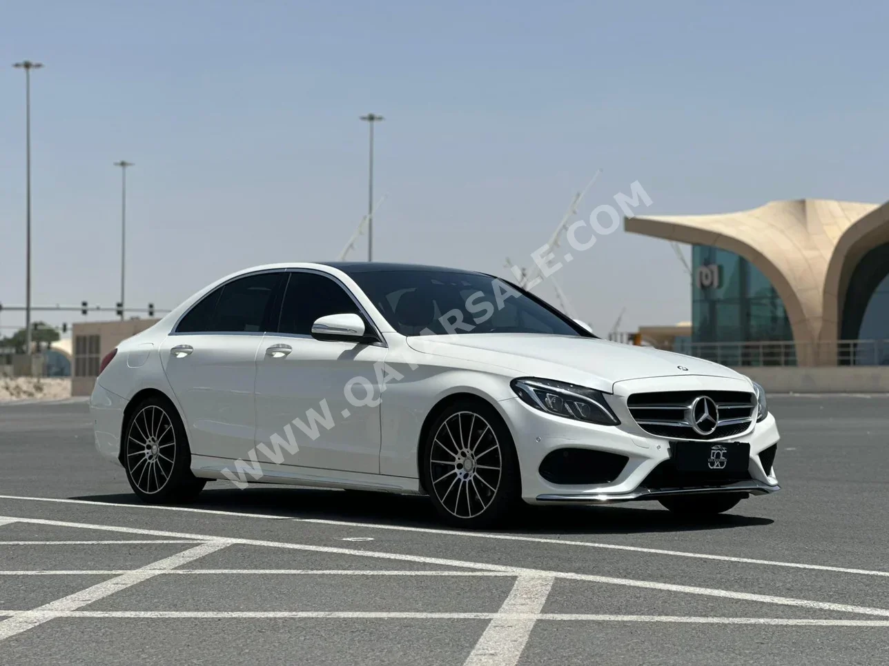 Mercedes-Benz  C-Class  250  2015  Automatic  107,000 Km  4 Cylinder  Rear Wheel Drive (RWD)  Sedan  White