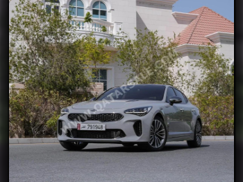 Kia  Stinger  GT  2020  Automatic  27,000 Km  4 Cylinder  Front Wheel Drive (FWD)  Sedan  Pearl  With Warranty