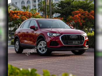 Audi  Q3  2021  Automatic  22,000 Km  4 Cylinder  Front Wheel Drive (FWD)  SUV  Red  With Warranty