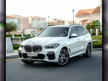 BMW  X-Series  X5 M  2020  Automatic  89,000 Km  8 Cylinder  Four Wheel Drive (4WD)  SUV  White