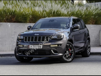 Jeep  Grand Cherokee  SRT  2016  Automatic  160,000 Km  8 Cylinder  Four Wheel Drive (4WD)  SUV  Gray