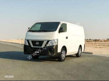 Nissan  Urvan  2022  Manual  94,000 Km  4 Cylinder  Rear Wheel Drive (RWD)  Van / Bus  White