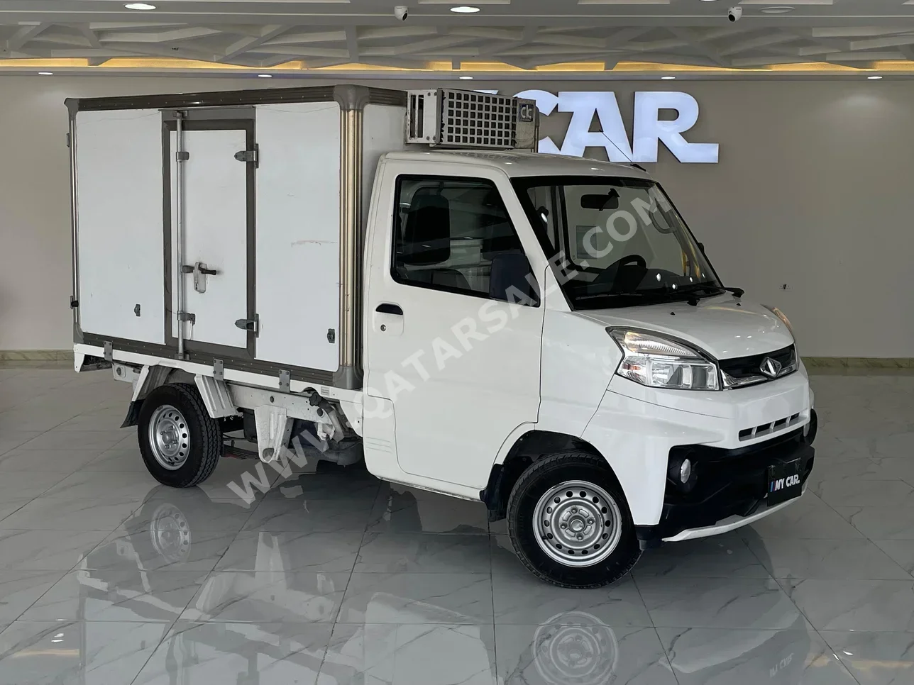 CMC  Veryca  2019  Manual  151,000 Km  4 Cylinder  Rear Wheel Drive (RWD)  Fridge  White