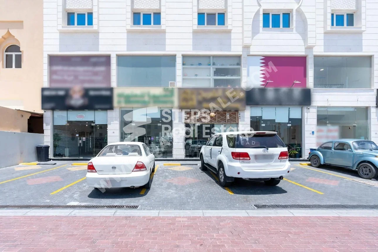 Commercial Shops - Not Furnished  - Al Daayen  - Al Khisah