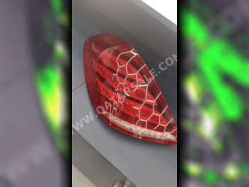 Car Parts - Mercedes-Benz  S-Class  - Lightning & Fuses
