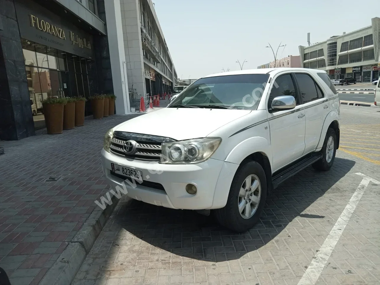 تويوتا  فورشنر  اس ار 5  2009  اوتوماتيك  470,000 كم  4 سلندر  دفع رباعي  اس يو في  أبيض