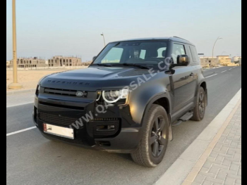 Land Rover  Defender  90 HSE  2022  Automatic  54,000 Km  6 Cylinder  Four Wheel Drive (4WD)  SUV  Black  With Warranty