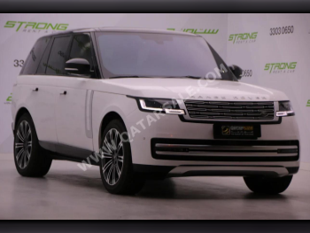 Land Rover  Range Rover  Vogue  2014  Automatic  150,000 Km  8 Cylinder  Four Wheel Drive (4WD)  SUV  White