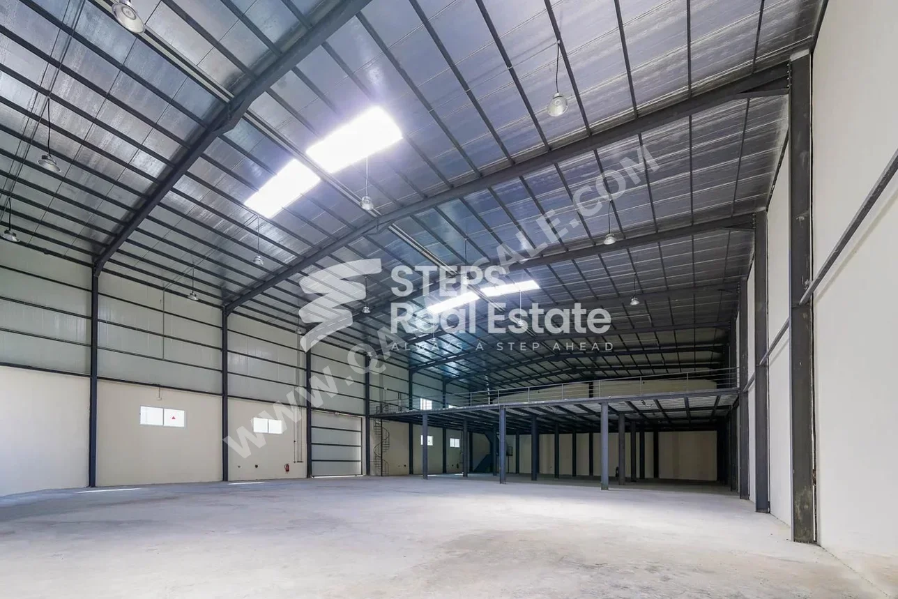 Warehouses & Stores - Al Wakrah  - Barkit Al Awamer  -Area Size: 1700 Square Meter