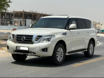 Nissan  Patrol  SE  2017  Automatic  251,000 Km  6 Cylinder  Four Wheel Drive (4WD)  SUV  White