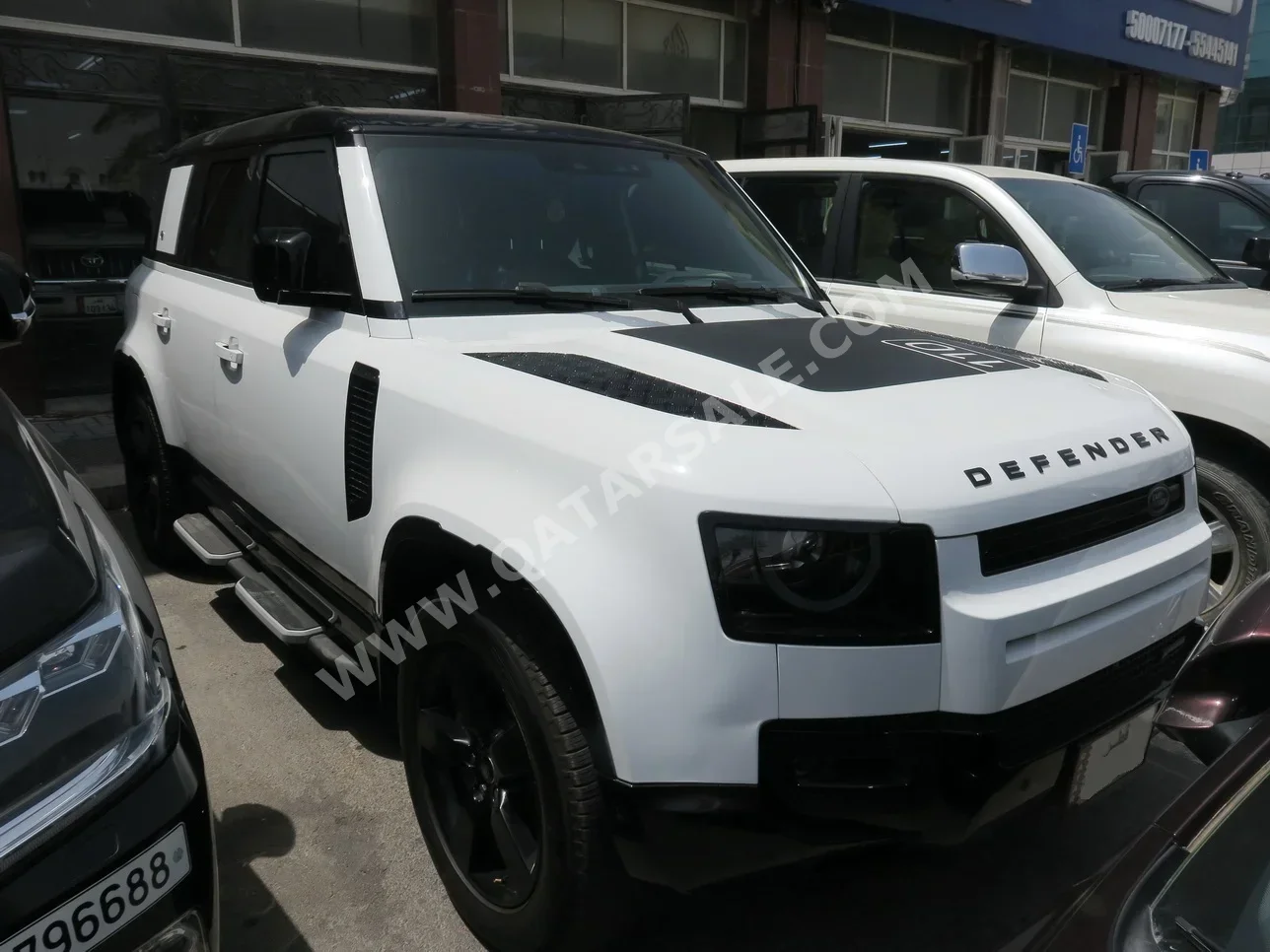 Land Rover  Defender  110  2023  Automatic  83,000 Km  6 Cylinder  Four Wheel Drive (4WD)  SUV  White  With Warranty