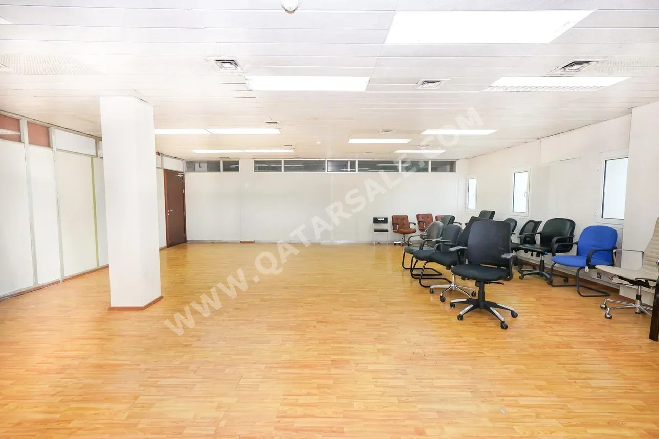 Commercial Offices - Not Furnished  - Doha  - Al Hilal