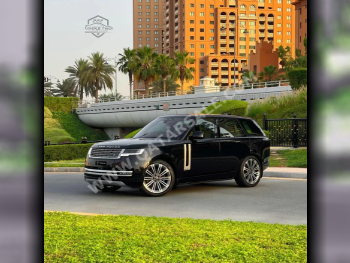Land Rover  Range Rover  HSE  2023  Automatic  33,000 Km  8 Cylinder  Four Wheel Drive (4WD)  SUV  Black  With Warranty