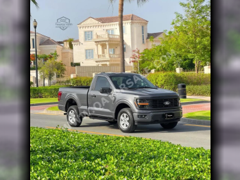 Ford  F  150  2024  Automatic  965 Km  8 Cylinder  Four Wheel Drive (4WD)  Pick Up  Gray  With Warranty