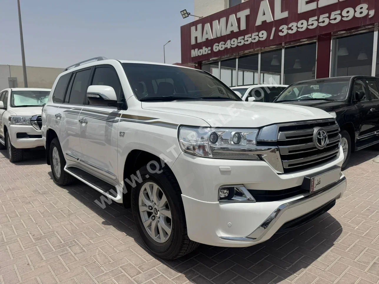 Toyota  Land Cruiser  VXR  2018  Automatic  67,000 Km  8 Cylinder  Four Wheel Drive (4WD)  SUV  White