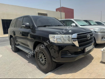 Toyota  Land Cruiser  G  2016  Automatic  222,000 Km  6 Cylinder  Four Wheel Drive (4WD)  SUV  Black
