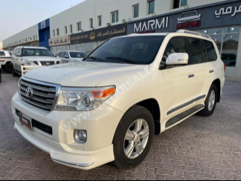 Toyota  Land Cruiser  VXR  2013  Automatic  248,000 Km  8 Cylinder  Four Wheel Drive (4WD)  SUV  White