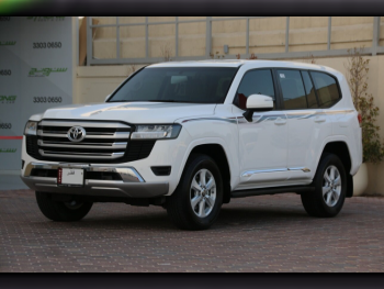 Toyota  Land Cruiser  GXR  2024  Automatic  17,000 Km  6 Cylinder  Four Wheel Drive (4WD)  SUV  White  With Warranty