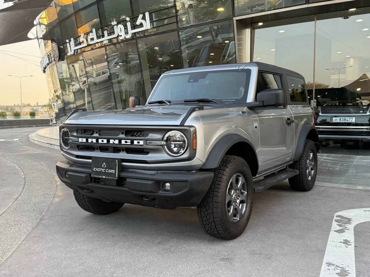 Ford  Bronco  Big Bend  2024  Automatic  9,000 Km  4 Cylinder  Four Wheel Drive (4WD)  SUV  Gray  With Warranty
