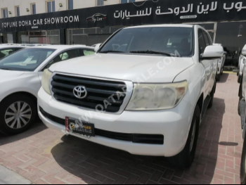 Toyota  Land Cruiser  G  2012  Automatic  253,000 Km  6 Cylinder  Four Wheel Drive (4WD)  SUV  White