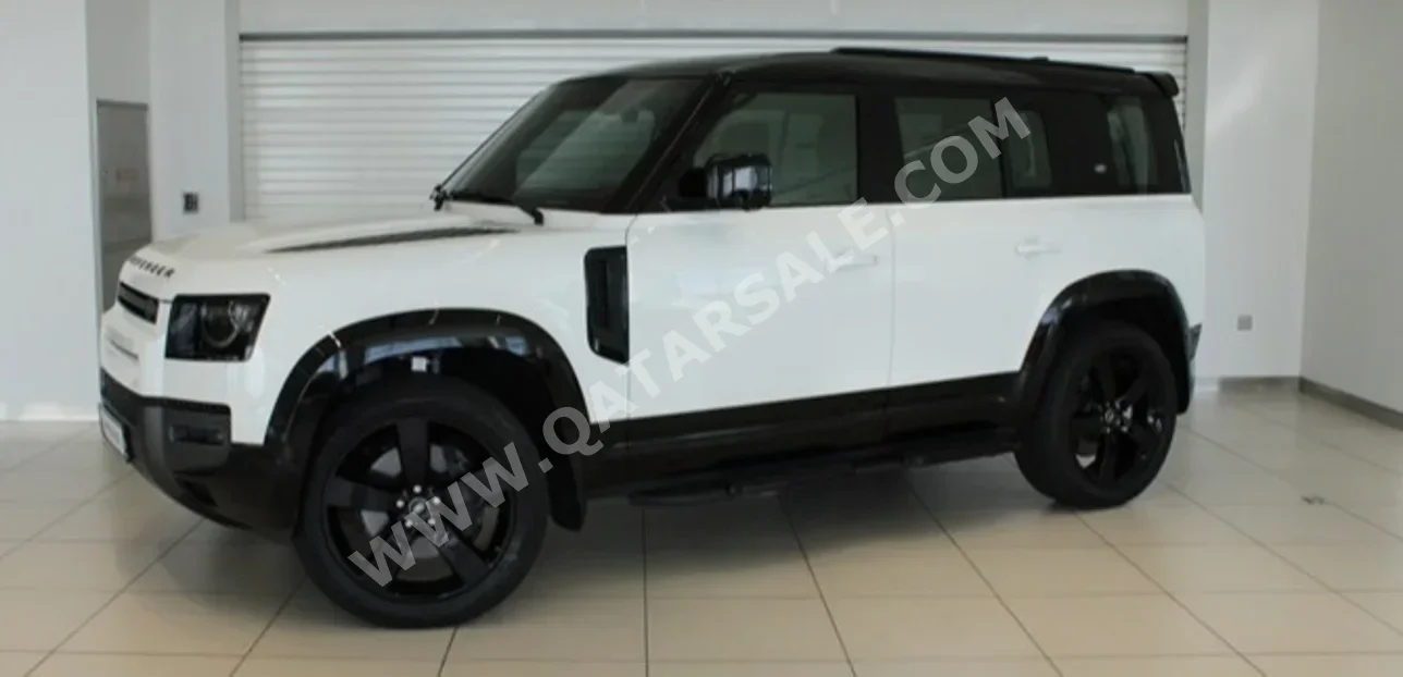 Land Rover  Defender  110 HSE  2024  Automatic  24,900 Km  6 Cylinder  Four Wheel Drive (4WD)  SUV  White  With Warranty